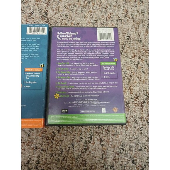 Good Neighbors The Complete Series 1-4 - DVD - 6 Discs - Picture 3 of 12